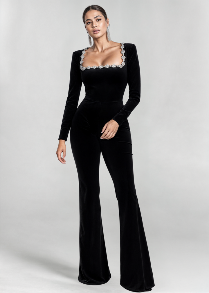 Valeria | Jumpsuit with detailed neckline