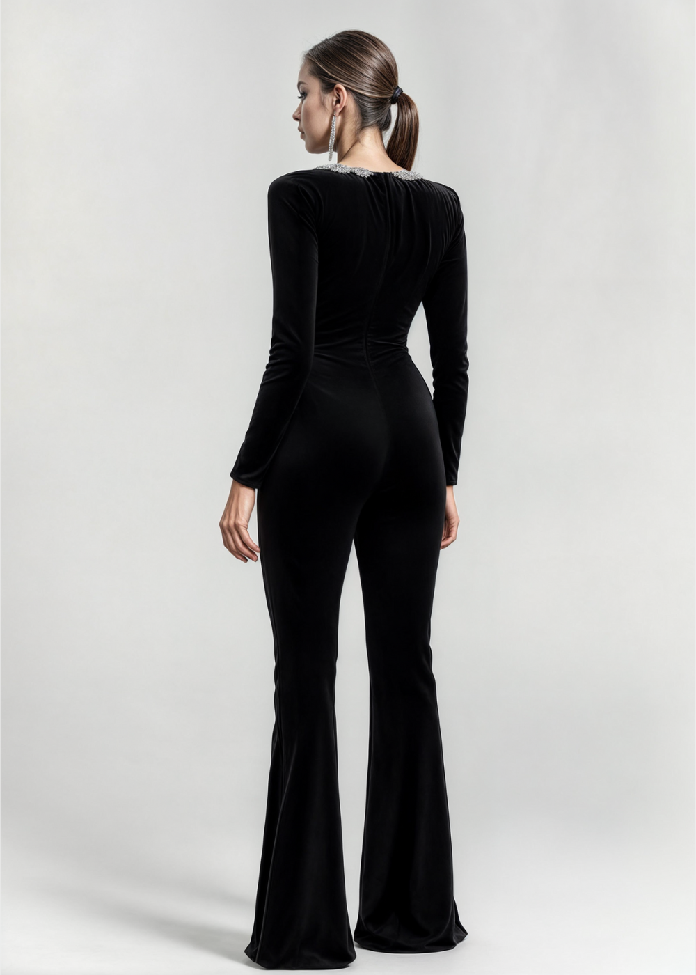 Valeria | Jumpsuit with detailed neckline