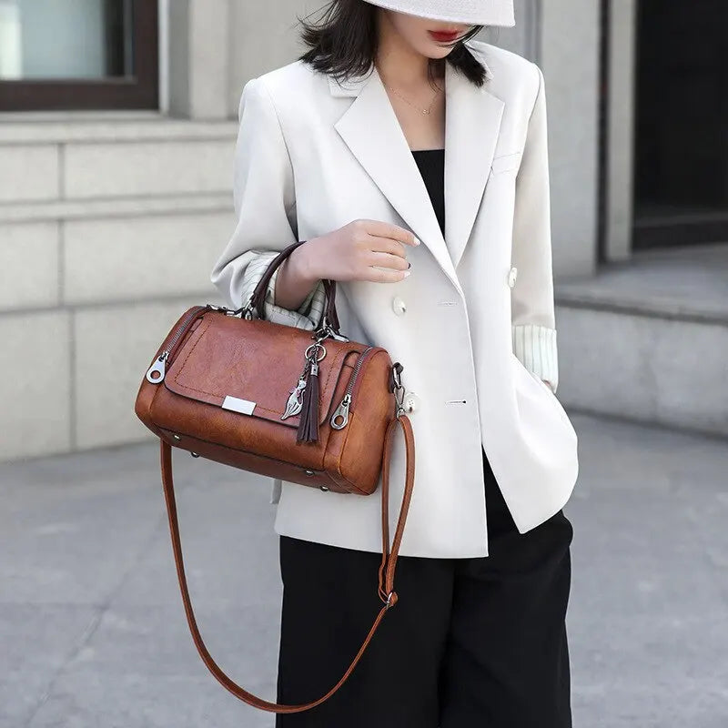 IRMA | ELEGANT LEATHER CROSSBODY BAG